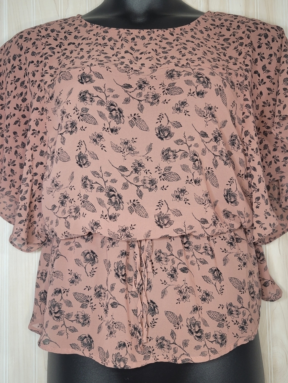 Forever 21 Mauve & Black Floral Gathered Blouse Sz Sm